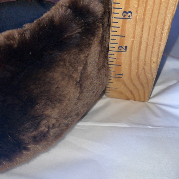 VINT SAKS FIFTH AVE MINK MILLINERY SALON 1950s PILL HAT IT HAS A TINY COMB - Picture 3 of 9